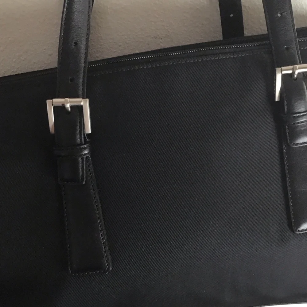 ✔️Coach Vintage Black Leather Travel or Office Bag, EUC